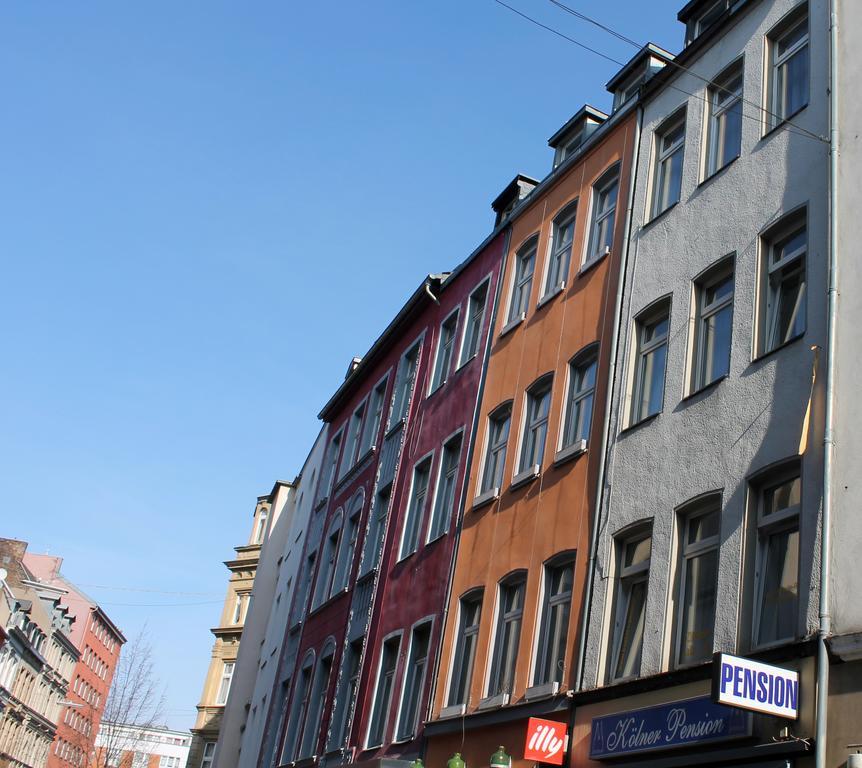 Koelner Pension Exterior photo